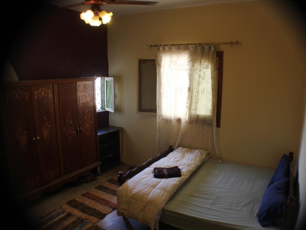 Pyramids Loft Homestay Kafret el-Gabal Oda fotoğraf